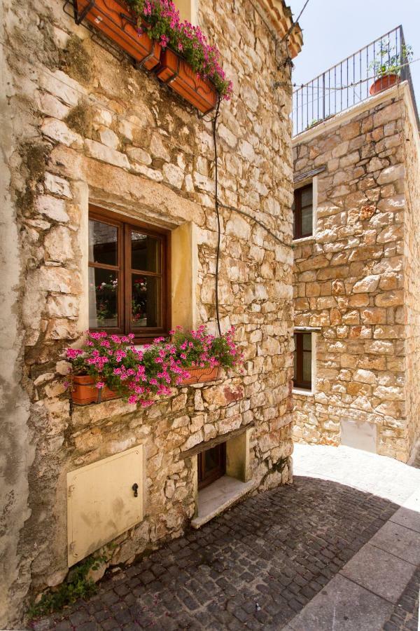 Antiche Case In Pietra Baunei Extérieur photo